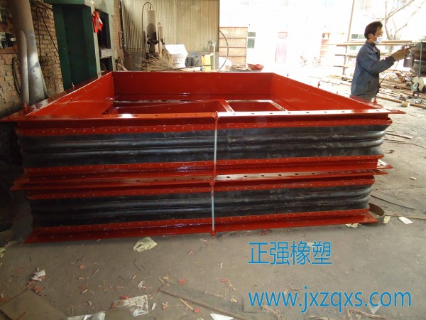 橡（xiàng）膠（jiāo）補償器（qì）