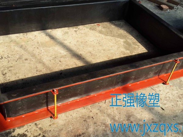 橡膠補償器